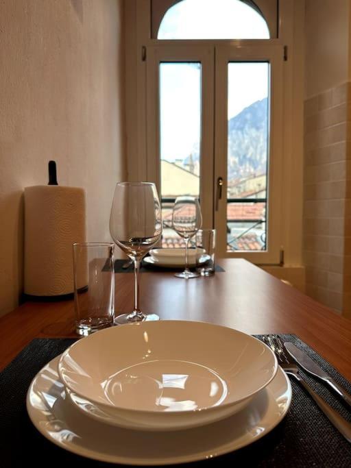 Comfy Apartment In Lecco 2 Eksteriør bilde