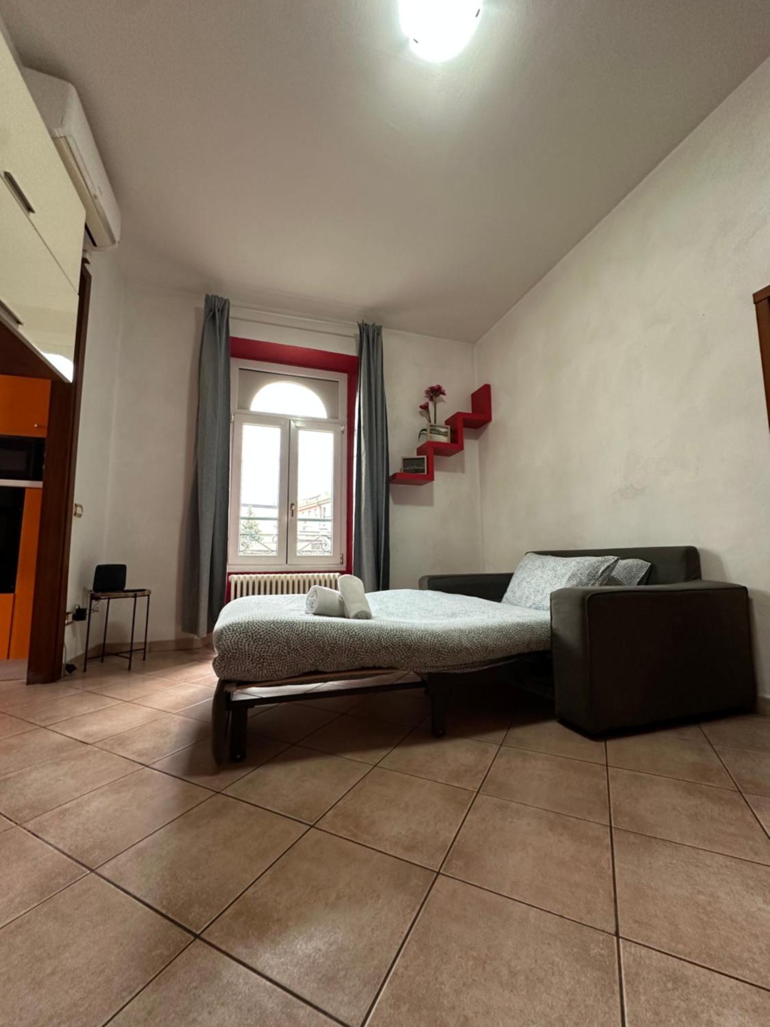 Comfy Apartment In Lecco 2 Eksteriør bilde